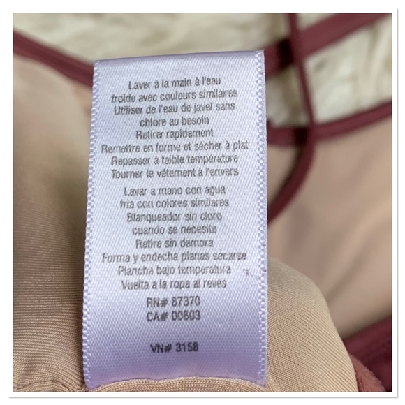 Alo Yoga Aria Bra Mauve Color Pull On Adjustable Straps Size Large - Picture 8 of 8